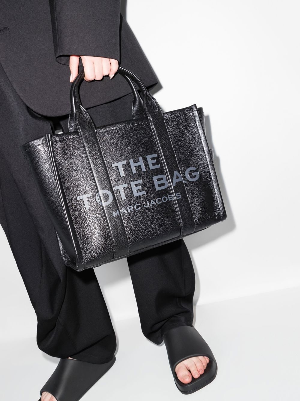 Buy Marc Jacobs The Tote Bag Medium in Pakistan
