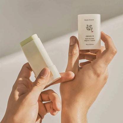 Beauty of Joseon Matte Sun Stick: Mugwort + Camelia SPF50+ PA++++ – 18g | Oil Control & Soft Matte Sunscreen