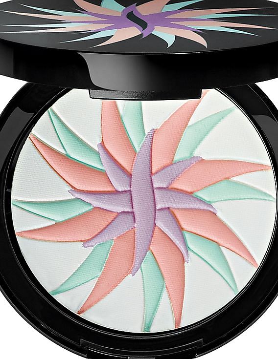 Buy Sephora Collection Glow Finishing Pressed Powder in Pakistan