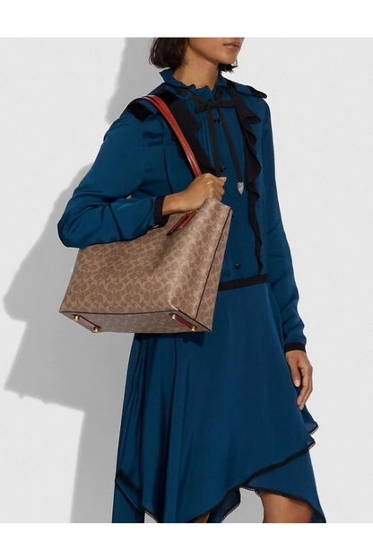 Buy Coach Willow Tote 30 - Signature Canvas in Pakistan