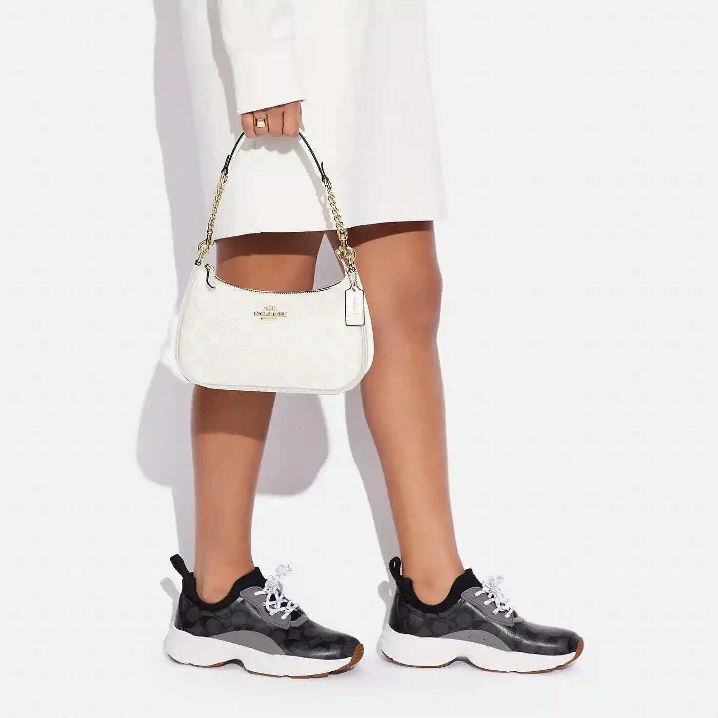Buy Coach NWT Teri Shoulder Bag In Signature Canvas in Pakistan